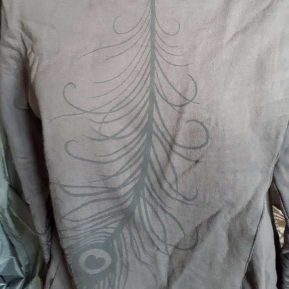 Tunic - 100% Cotton - Grey with Peacock feather design by Elfarrow - Picture 3 of 11
